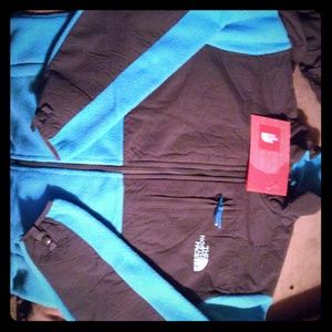 Women's fleece North Face jackets